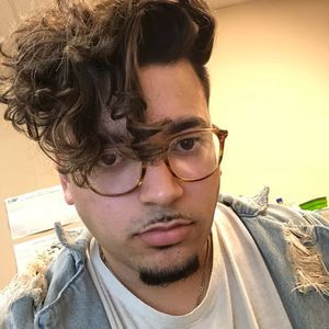 Meet your Posher, Julian